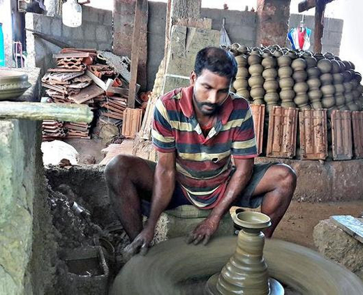 Demand for pottery in Mangaluru for festive season